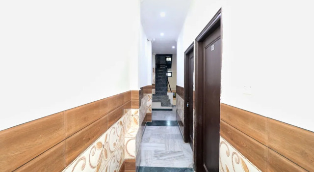 Люкс Hotel O Mall Residency