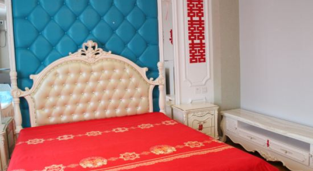 Люкс Deluxe Haitang Hotel (Heihe Railway Street Shop)