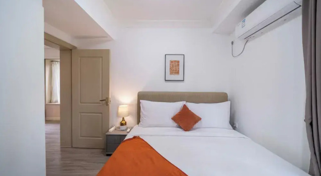 Tyms Modern 1BR APT  Garden, Varaa Bed and Breakfast Shanghai Shanghai