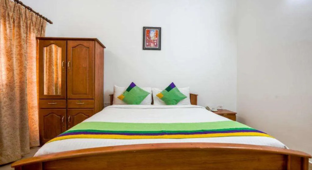 Itsy Hotels Classiyo Munnar Crown Resorts