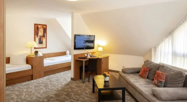 Maximilian Hotel & Apartments Weil am Rhein / Basel, Забронировать Апартаменты/квартира Вайль-ам-Райн Markgräflerland, рядом с Рейн-центр