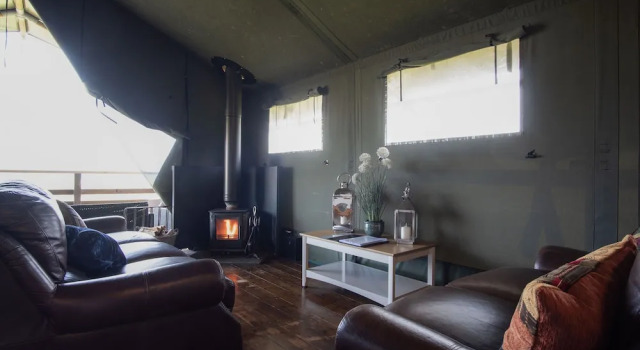 Burryholmes Glamping Tent - Llangennith, Book Campingplads Camping og glamping i Cardiff, Campingplads