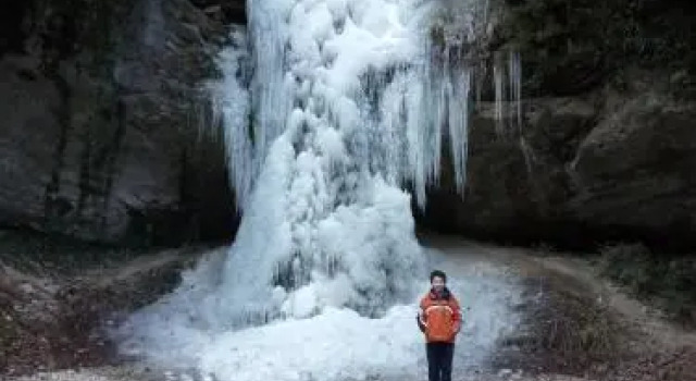 Le Colombier, Забронировать Отель Гландаж Drôme