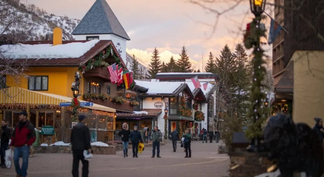 Номер Standard Vail Village 5 Bedroom With Private Hot Tub - Plaza Lodge