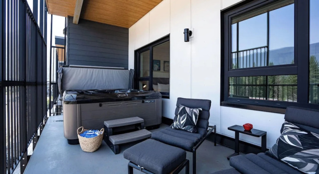 Slopes and Green by Revelstoke Vacations, Buchen Sie Ferienwohnung Revelstoke 