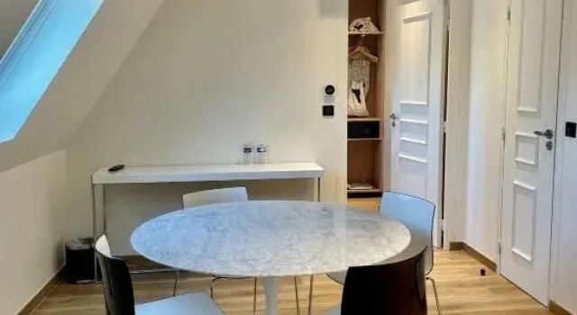 Семейный люкс с видом на улицу HOTEL AU COEUR DES ARTS ET METIERS
