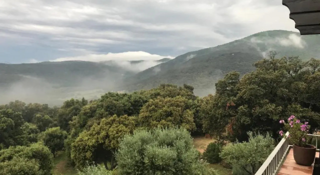 Can Maimes, Prenota Appartamento Hotel a Pirenei Catalani con piscina, Piscina