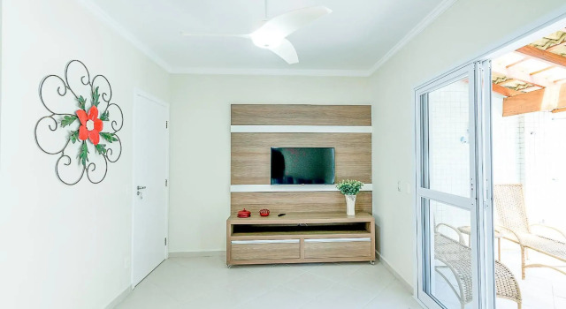 Cobertura 3 Suítes - Decorada 350 metros da Praia Grande Ubatuba, Забронировать Отель Praia Grande Убатуба