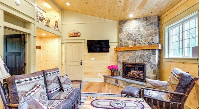 < 5 Mi to Whiteface Mtn Resort: Cabin-style Apt, Book Lejlighed Wilmington Whiteface Mountain