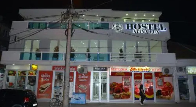 Atina Lux Hostel, Book Hostel / Vandrerhjem Hostels i Central Serbia, Hostel / Vandrerhjem