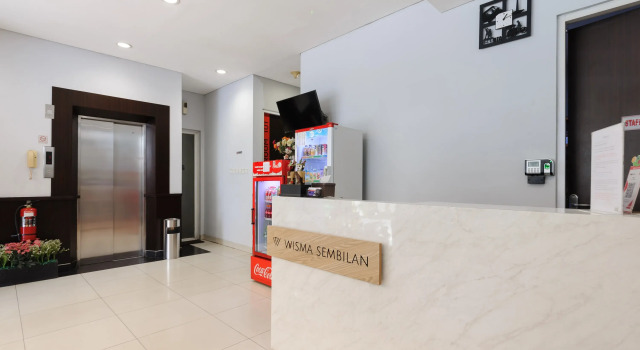 RedDoorz Plus near Grand Indonesia Jakarta, Prenota Hotel Hotel 3 stelle a Jakarta Province, 3*