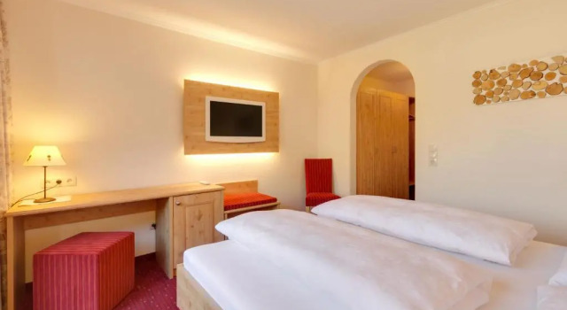 Двухместный номер Standard с балконом Hotel Nova