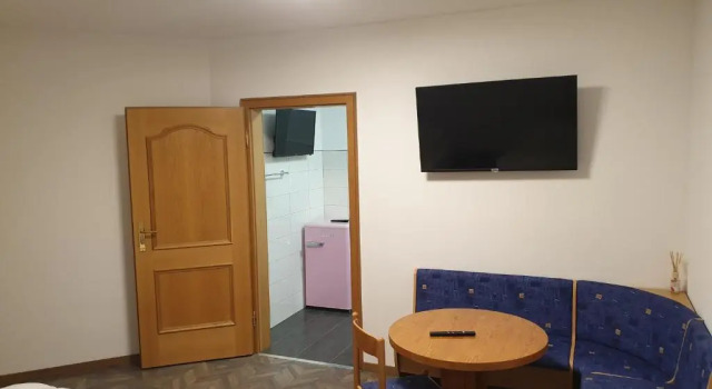 Ferienapartment Meiss, Prenota Appartamento Hotel a Garz con parcheggio, Parcheggio