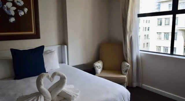 Bijoux Apartment With Rooftop Pool in Cape Town City Centre, Забронировать Апартаменты/квартира Отели Кейптауна с бассейном, рядом с Замок Доброй Надежды, Бассейн