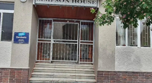 Апартаменты TinyApartment@Mosselbay - Entire 1 Bedroom Apartment Mossel Bay Central