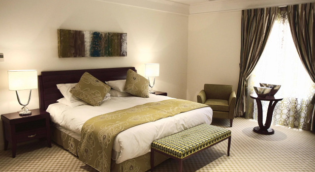 Vivienda Hotel Villas, Buchen Sie Hotel Hotels in Provinz Riad mit Frühstück, Frühstück