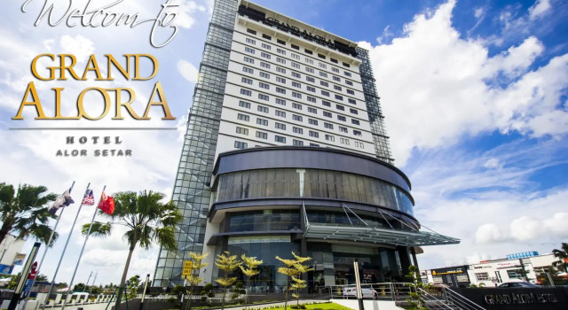 Двухместный номер Executive Grand Alora Hotel