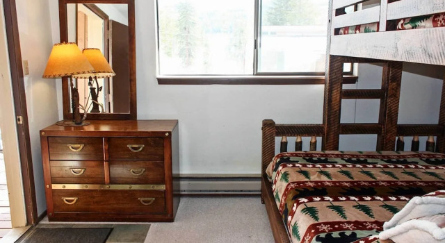 Апартаменты Winter Park Condo w/ Hot Tubs, 4 Mi to Ski Resort!