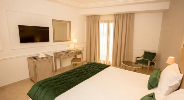 Номер Superior HOTEL PALAIS ROYAL