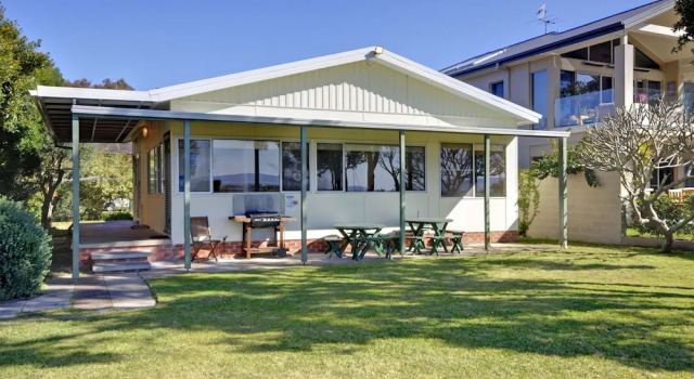 Sandy Shores, 18 Corlette Point Road, Foglalás Szálloda Corlette Port Stephens
