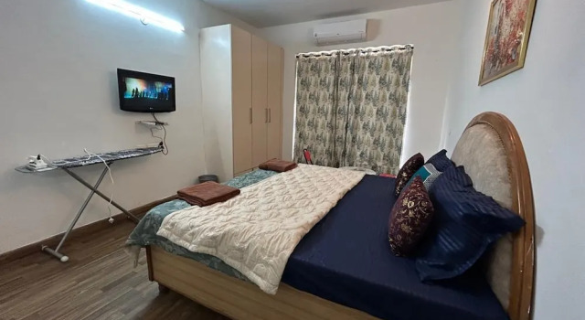 Elegant 3bhk at Sushma Valencia Zirakpur , Chandigarh, Panchkula, Mohali, Rezervovat Apartmán Hotely v Panchkula s parkováním, Parkování