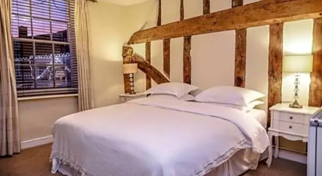 Номер Deluxe Angel Hotel