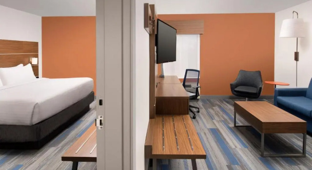 Люкс Holiday Inn Express & Suites College Park - University Area by IHG