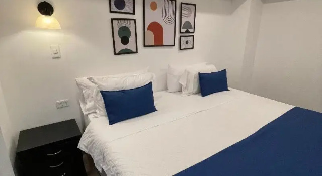 Четырёхместный номер Standard Hotel Embajada 44
