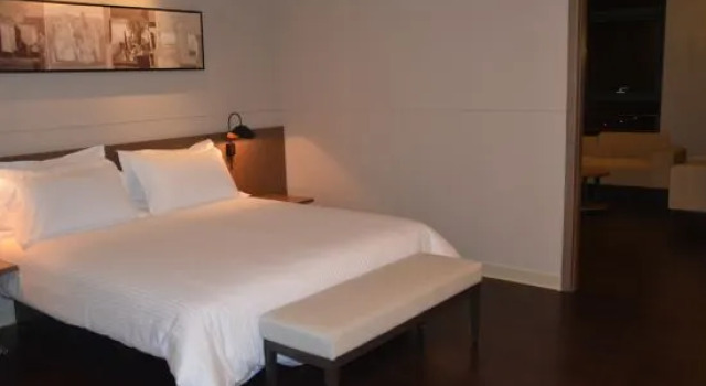 Люкс Deluxe Jinjiang Inn Select Dongying Kenli Petrochemical Tower