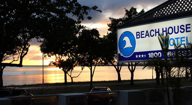 Beach House Motel, Réserver Motel The Strand Queensland