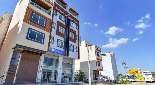 Fabhotel Infinity Blue, Rezervovat Hotel Udajpur Rajasthan