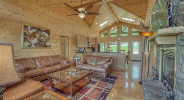 Tondelia by Escape to Blue Ridge, Buchen Sie Hotel Blue Ridge 