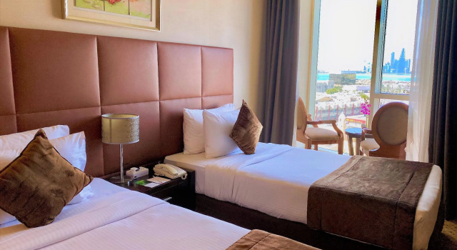 Deluxe Twin room Kingsgate Hotel Doha by Millennium Hotels