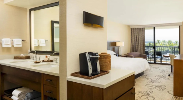 Двухместный номер Hearing Accessible with resort view Hilton Waikoloa Village
