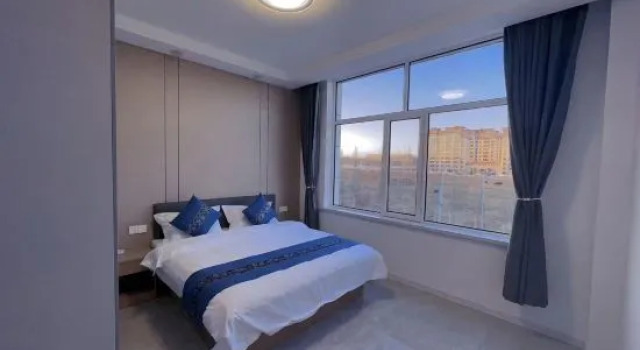 Люкс Deluxe Dongsheng Yujing Homestay (Xinghe North Station Branch)