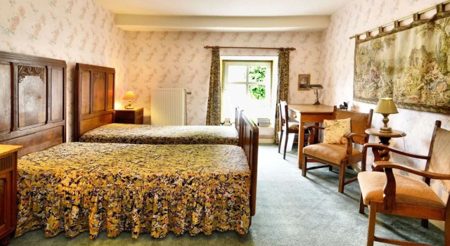 Коттедж Charming Villa, Paliseul