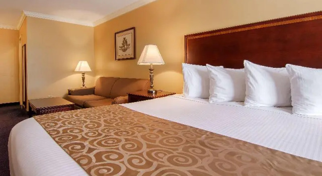 Номер Standard с 2 комнатами Best Western Forest Inn