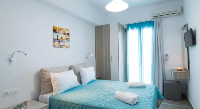 Студия Breeze Vacation Apartments