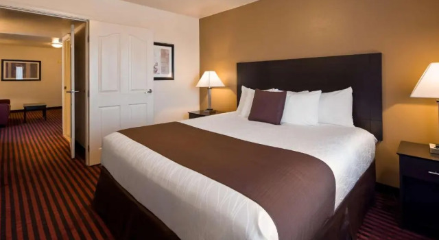 Люкс Best Western Salinas Valley Inn & Suites