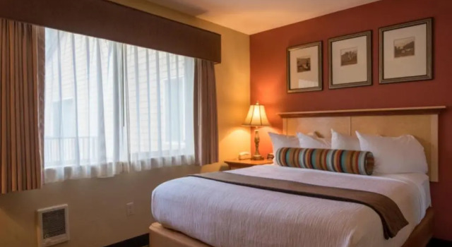 Люкс c 1 комнатой Whispering Woods Resort