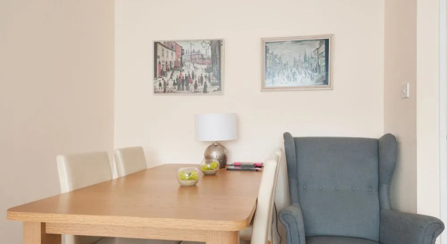 Broughton Road - City Apartment, Забронировать Апартаменты/квартира Апартаменты Эдинбурга, рядом с Church of St Andrew &amp; St George, Апартаменты/квартира