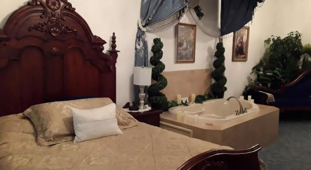 Люкс Deluxe Lions Gate Manor