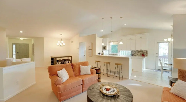Holland Home: Walk to the Beach!, Réserver Hôtel Holland 