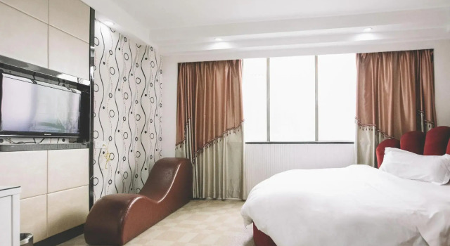 Happy Forest Hotel, Rezerwuj Hotel Hotele w centrum Xiangtan County, hotele w centrum Xiangtan County