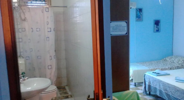 Четырёхместный номер Standard B&B Minicurcu