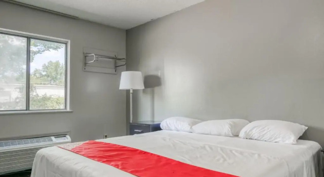Номер Standard Raceway Inn
