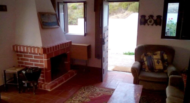 House With 2 Bedrooms in Góis, With Wonderful Mountain View, Enclosed Garden and Wifi, Prenota Hotel Hotel a Alentejo con parcheggio, Parcheggio