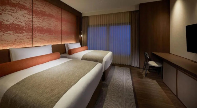 Полулюкс Okinawa NaHaNa Hotel & Spa