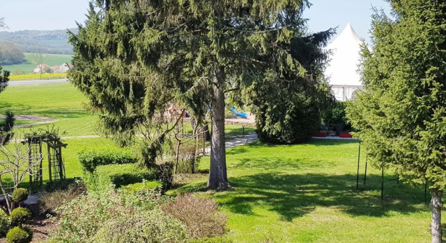 Номер Standard Logis Hôtel & Restaurant - Les Tuileries
