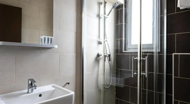 Номер Standard Hôtel du Midi Plage